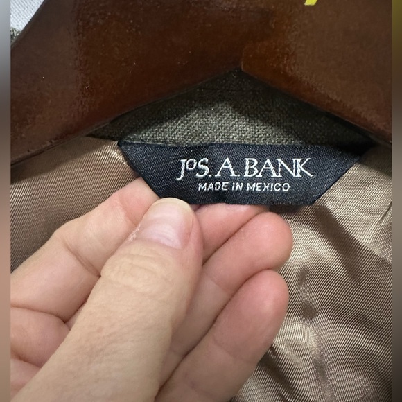 Jos A Bank Suit - Picture 2 of 9